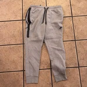 Nike Joggers - L